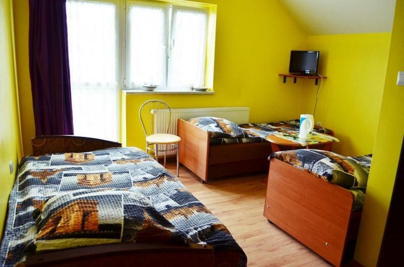 Pokoje Goscinne Zloty Potok Jura Krakowsko Czestochowska Dom W Zaciszu Podworka Potok Zloty Exteriör bild