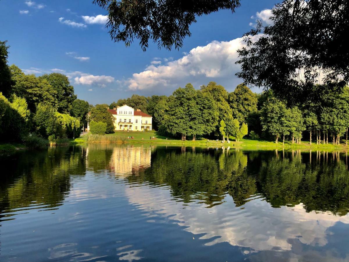 Pokoje Goscinne Zloty Potok Jura Krakowsko Czestochowska Dom W Zaciszu Podworka Potok Zloty Exteriör bild